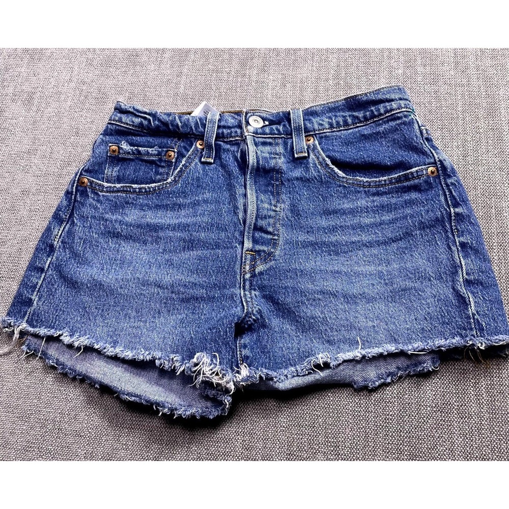 Levis 501 Original Cut Off Shorts Womens W26 Blue Whiskering Denim 56327-0227